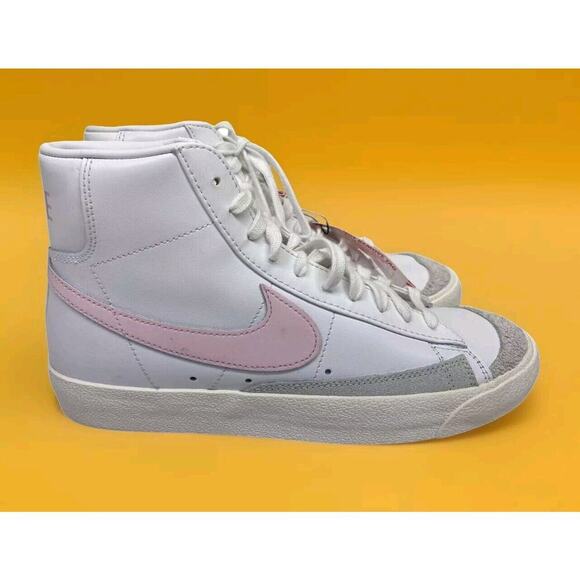 Nike Blazer Mid '77 VNTG White Pink Foam Sail BQ6806-108 Sizes M9 W9.5 RARE NIB - Picture 2 of 8